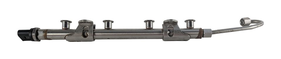 Thumbnail 6: 16-18 AUDI A3 E-TRON (8V) 1.4L HYBRID (CXUA) ENGINE FUEL RAIL w/ PRESSURE SENSOR