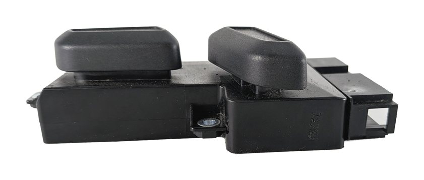 Thumbnail 6: 2017 AUDI A3 E-TRON (8V) FRONT RIGHT PASSENGER POWER SEAT ADJUST CONTROL SWITCH
