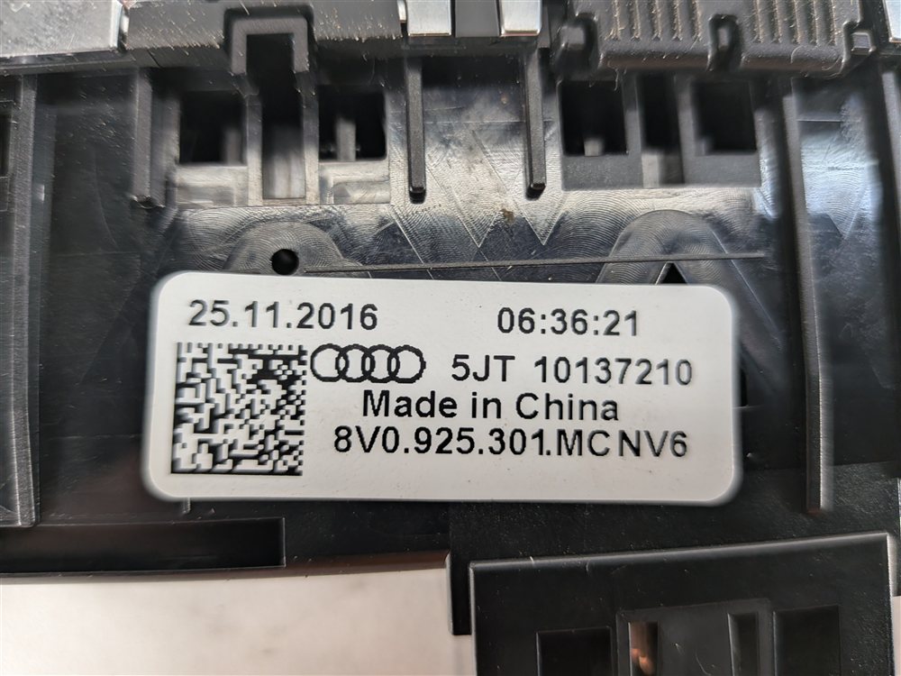 Thumbnail 8: 2017 AUDI A3 E-TRON (8V) DASH SWITCH PANEL DRIVE SELECT EV MODE HAZARD ESC OFF