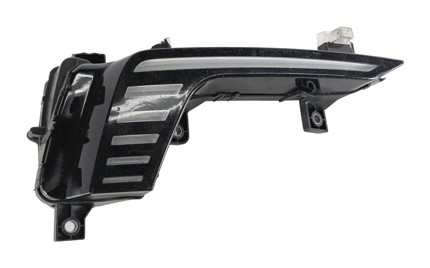 Thumbnail 3: 2017 AUDI A3 E-TRON (8V) FRONT RIGHT PASSENGER BUMPER LED DAYTIME RUNNING LIGHT
