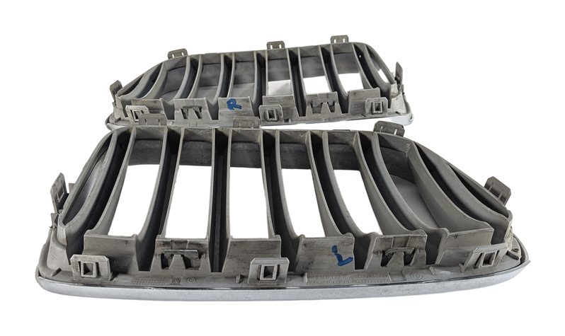 Thumbnail 14: 2013-2017 BMW X3 (F25) FRONT LEFT & RIGHT HOOD VENT TRIM GRILLE SET/2