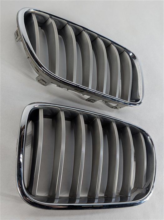 Thumbnail 5: 2013-2017 BMW X3 (F25) FRONT LEFT & RIGHT HOOD VENT TRIM GRILLE SET/2