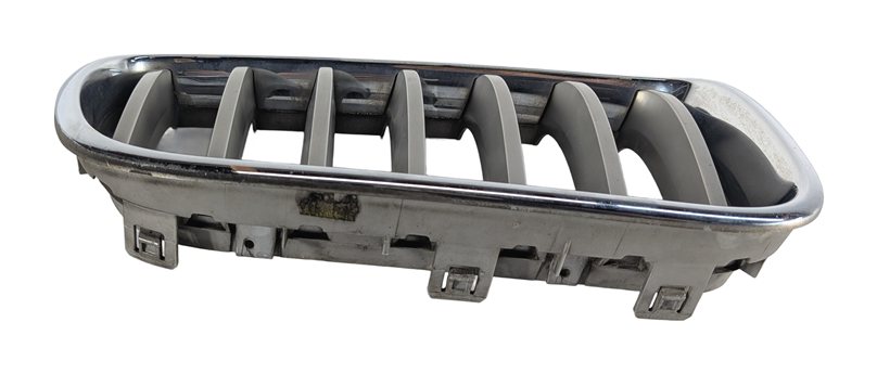 Thumbnail 8: 2013-2017 BMW X3 (F25) FRONT LEFT & RIGHT HOOD VENT TRIM GRILLE SET/2