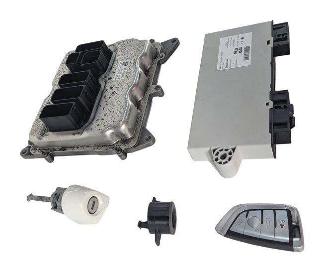 Thumbnail 4: 2014 BMW X3 (F25) 2.0L (N20) ENGINE COMPUTER DME CAS4 IMMOBILIZER KEY FOB SET/5