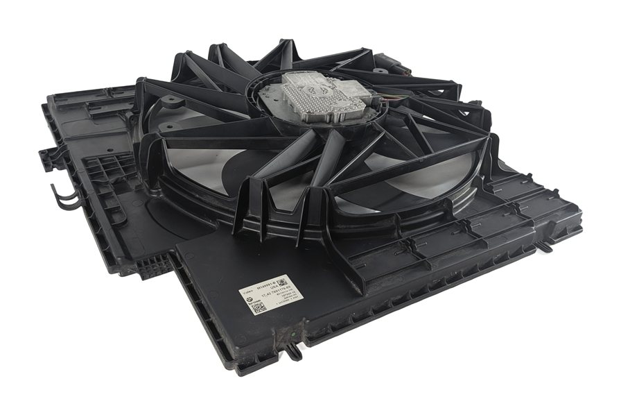Thumbnail 4: 13-18 BMW X3 X4 (F25 F26) 2.0L N20 TURBO ENGINE RADIATOR COOLING FAN w/ SHROUD