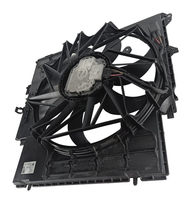 Thumbnail 7: 13-18 BMW X3 X4 (F25 F26) 2.0L N20 TURBO ENGINE RADIATOR COOLING FAN w/ SHROUD
