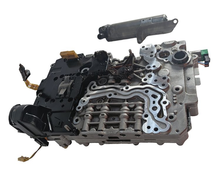 Thumbnail 5: 2013-2014 BMW 328Xi X3 (F25 F30) 2.0L 8HP-45 AUTOMATIC TRANSMISSION VALVE BODY