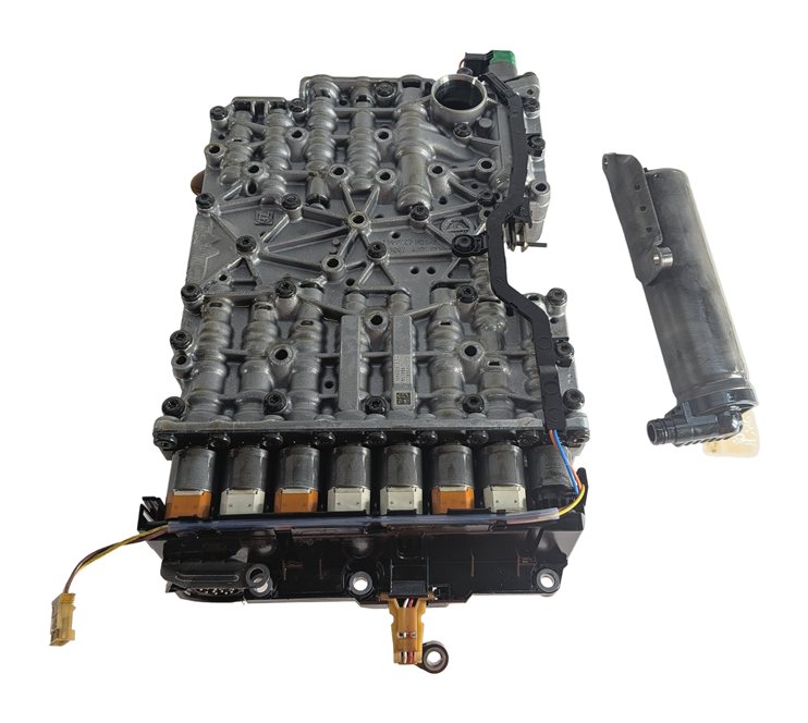 Thumbnail 7: 2013-2014 BMW 328Xi X3 (F25 F30) 2.0L 8HP-45 AUTOMATIC TRANSMISSION VALVE BODY