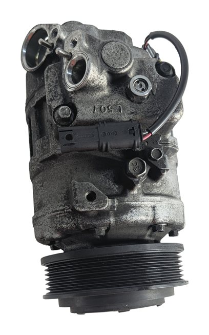 Thumbnail 3: 2013-2018 BMW X3 X4 (F25 F26) 28dX / 28iX - 2.0L ENGINE A/C COMPRESSOR PUMP