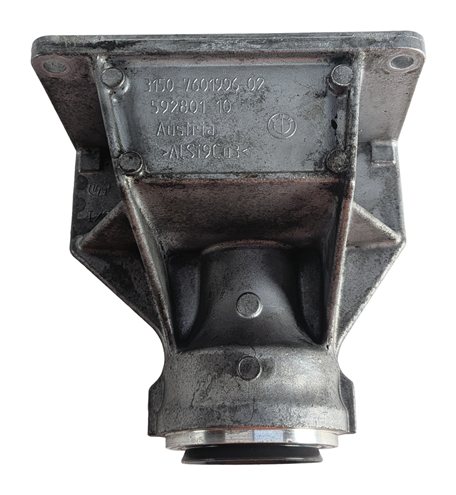 Thumbnail 5: 2016 BMW X3 (F25) FRONT AXLE DIFFERENTIAL DIFF CARRIER SUPPORT MOUNT BRACKET OEM