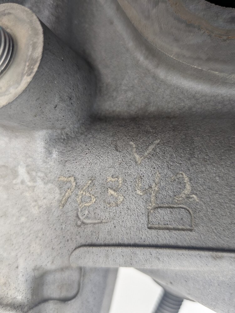 Thumbnail 10: 12-15 AUDI A6 A7 Q7 (C7 4G8 4L) 3.0L SUPERCHARGED ENGINE RIGHT CYLINDER HEAD