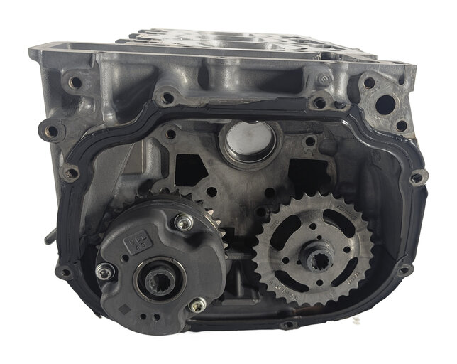 Thumbnail 6: 12-15 AUDI A6 A7 Q7 (C7 4G8 4L) 3.0L SUPERCHARGED ENGINE LEFT CYLINDER HEAD