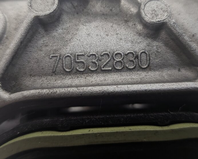 Thumbnail 8: 12-17 AUDI A6 A7 Q5 S5 SQ5 (C7 4G8 B8 8T 8R) RIGHT INTAKE MANIFOLD DIFFUSER RAIL