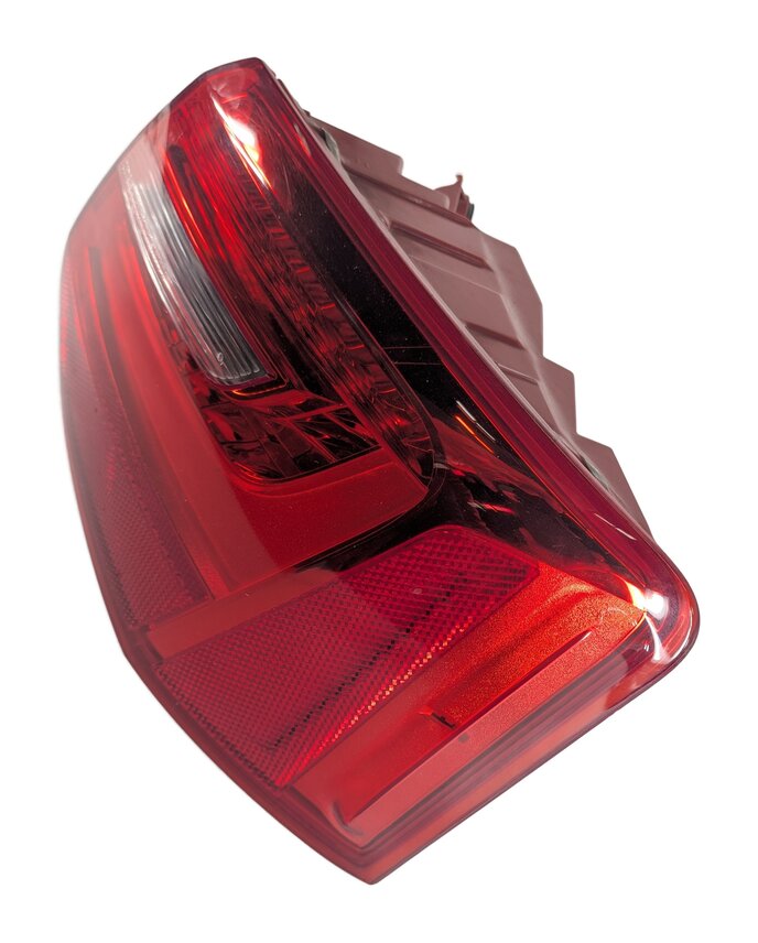 Thumbnail 4: 2012-2015 AUDI A6 S6 (C7) RIGHT PASSENGER OUTER TAILLIGHT BRAKE LIGHT LAMP (LED)