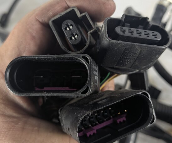 Thumbnail 9: 2012 AUDI A6 (C7 4G) 3.0L CGXB ENGINE WIRE WIRING HARNESS LOOM w/ FUSE RELAY BOX