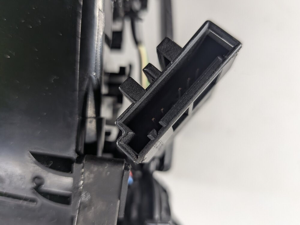 Thumbnail 8: 2012 AUDI A6 (C7 4G) FRONT RIGHT PASSENGER DASH HEAT AIR AC VENT (Black)