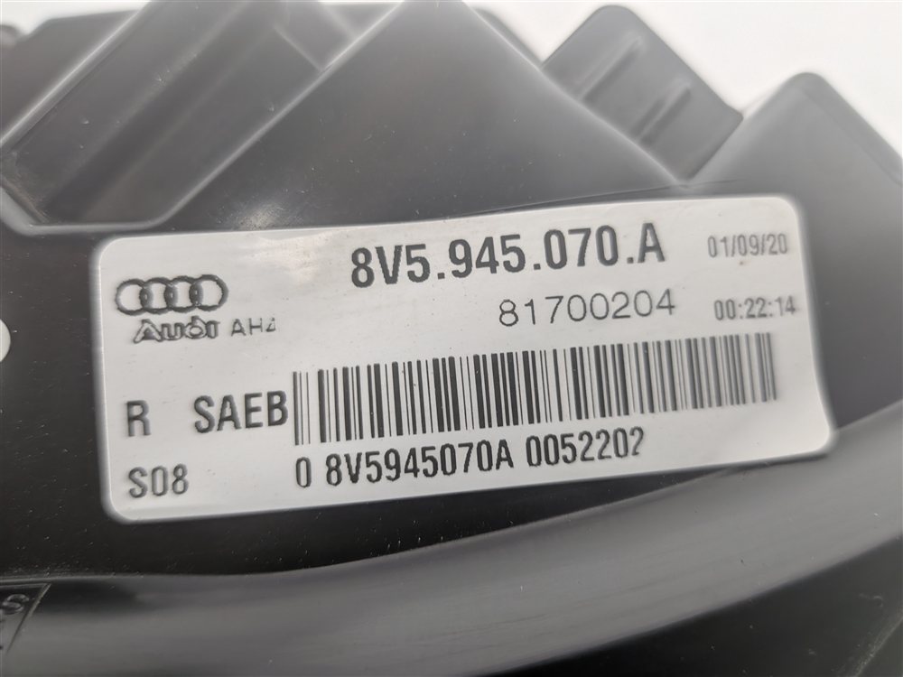 Thumbnail 10: 17-19 AUDI A3 (8V) REAR RIGHT OUTER QUARTER PANEL LED TAILLIGHT TAIL LIGHT LAMP