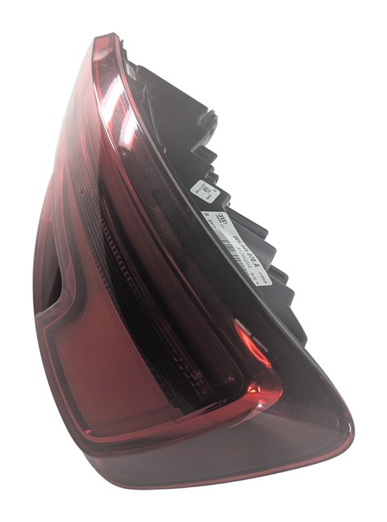 Thumbnail 4: 17-19 AUDI A3 (8V) REAR RIGHT OUTER QUARTER PANEL LED TAILLIGHT TAIL LIGHT LAMP