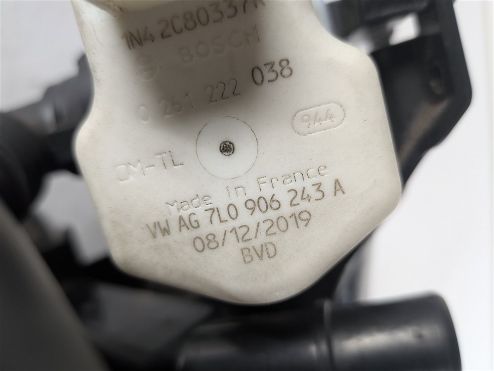 Thumbnail 10: 15-20 AUDI A3 (8V) 2.0L EVAP EMISSION CHARCOAL CANISTER w/ LEAK DETECTION PUMP