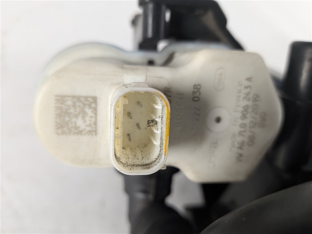 Thumbnail 8: 15-20 AUDI A3 (8V) 2.0L EVAP EMISSION CHARCOAL CANISTER w/ LEAK DETECTION PUMP