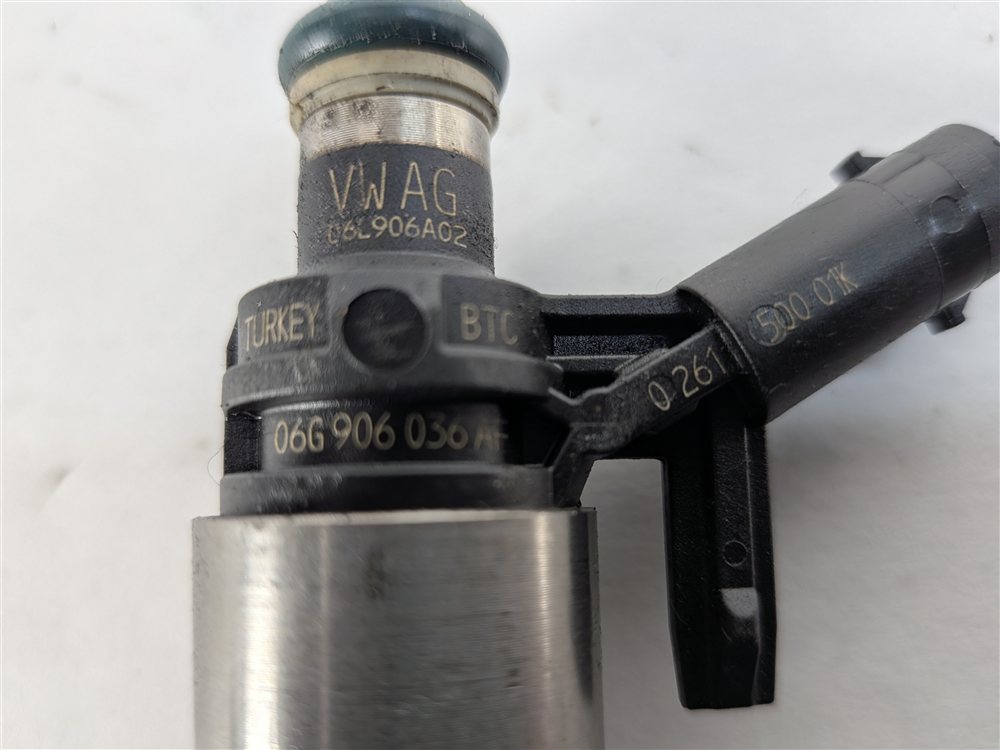 Thumbnail 8: AUDI 19-20 A3 21-24 Q3 (8V F3) 2.0L TURBO ENGINE FUEL INJECTOR INJECTORS SET/4