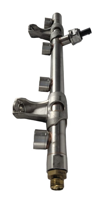 Thumbnail 4: AUDI 19-20 A3 21-24 Q3 (8V F3) 2.0L TURBO ENGINE FUEL RAIL w/ PRESSURE SENSOR