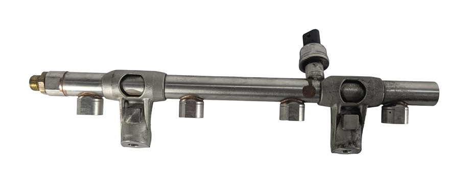 Thumbnail 6: AUDI 19-20 A3 21-24 Q3 (8V F3) 2.0L TURBO ENGINE FUEL RAIL w/ PRESSURE SENSOR