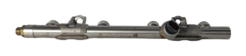 Thumbnail 7: AUDI 19-20 A3 21-24 Q3 (8V F3) 2.0L TURBO ENGINE FUEL RAIL w/ PRESSURE SENSOR
