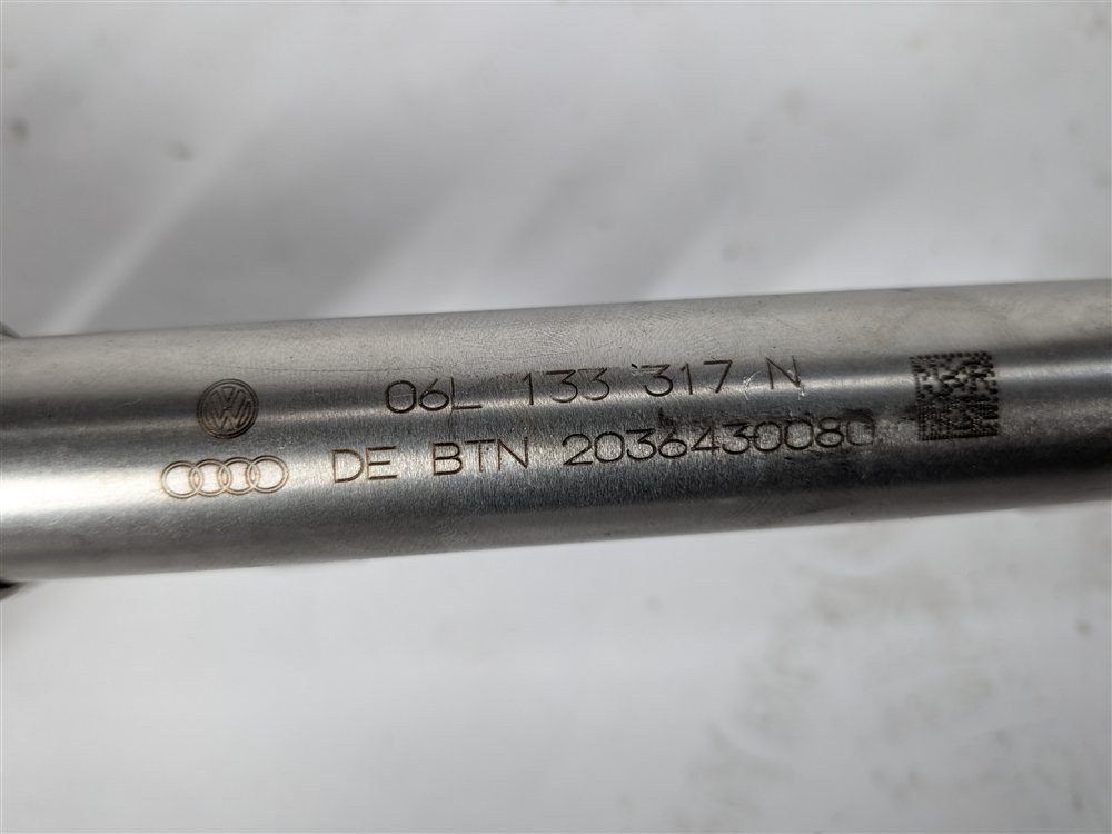 Thumbnail 9: AUDI 19-20 A3 21-24 Q3 (8V F3) 2.0L TURBO ENGINE FUEL RAIL w/ PRESSURE SENSOR