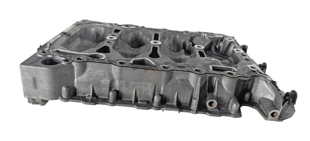 Thumbnail 2: 2015-2019 AUDI A3 (8V) 2019-2023 Q3 (F3) 1.8L 2.0L GASOLINE ENGINE UPPER OIL PAN