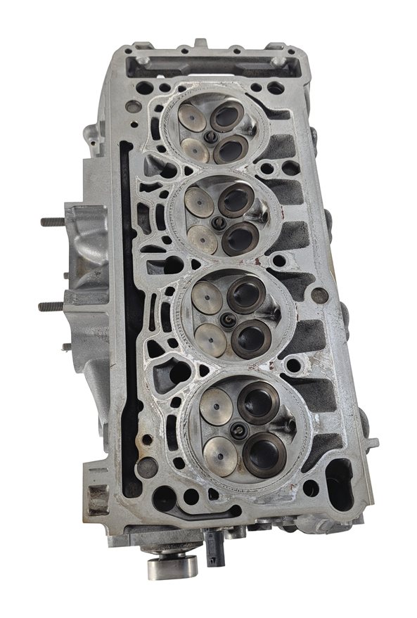 Thumbnail 3: AUDI 17-19 A3 21-23 Q3 (8V F3) 2.0L TURBO CZRA ENGINE CYLINDER HEAD ASSEMBLY
