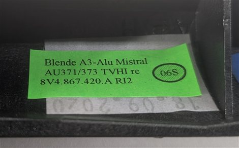 Thumbnail 15: 2020 AUDI A3 (8V) INTERIOR DOOR PANEL DASH INSERT TRIM SET/7 (Aluminum Mistral)