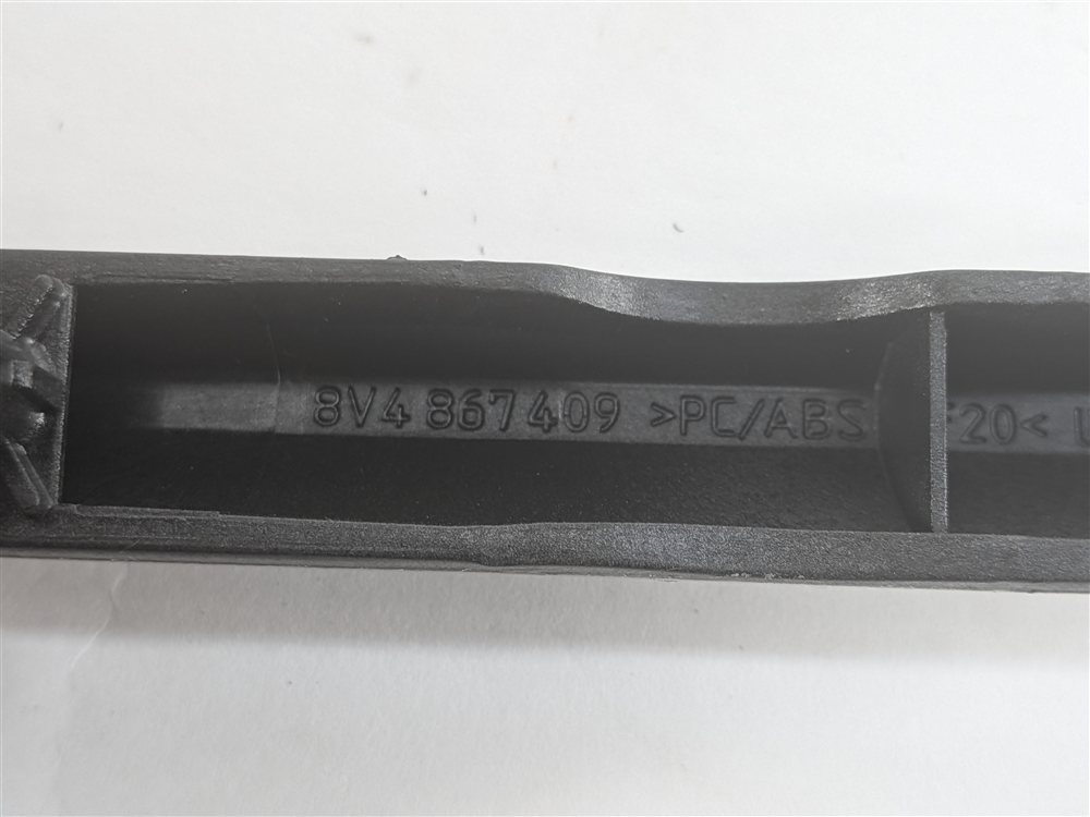 Thumbnail 18: 2020 AUDI A3 (8V) INTERIOR DOOR PANEL DASH INSERT TRIM SET/7 (Aluminum Mistral)
