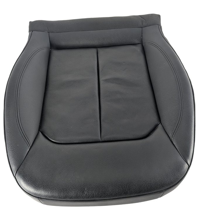 Thumbnail 3: 2016 AUDI A3 (8V) FRONT RIGHT LOWER SEAT CUSHION LEATHERETTE (Black)