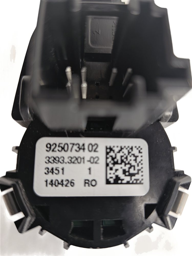 Thumbnail 9: 12-19 BMW 328i 330i 335i 430i 435i (F30 F31 F32 F33) ENGINE START / STOP SWITCH