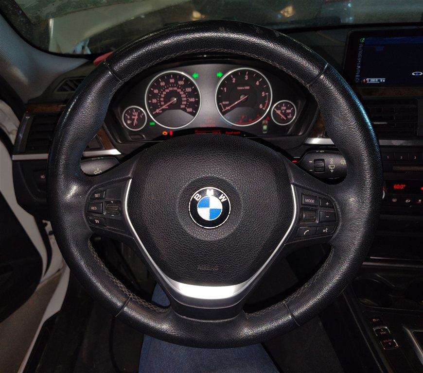 Thumbnail 2: 12-18 BMW 2 3 4 SERIES (F22 F30 F32) SPORT MULTIFUNCTION STEERING WHEEL (Black)
