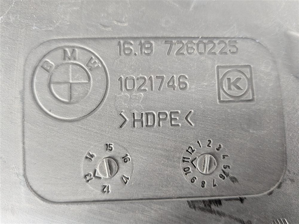 Thumbnail 9: 14-18 BMW 328i (F30) 2.0L N47T DIESEL EXHAUST FLUID DEF SCR PASSIVE FLUID TANK