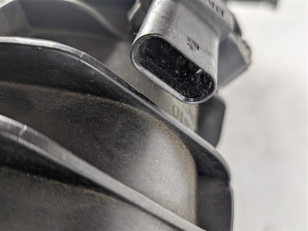 Thumbnail 11: 2014-2018 BMW 328i X3 (F25 F30) 2.0L N47T TURBO DIESEL ENGINE INTAKE MANIFOLD