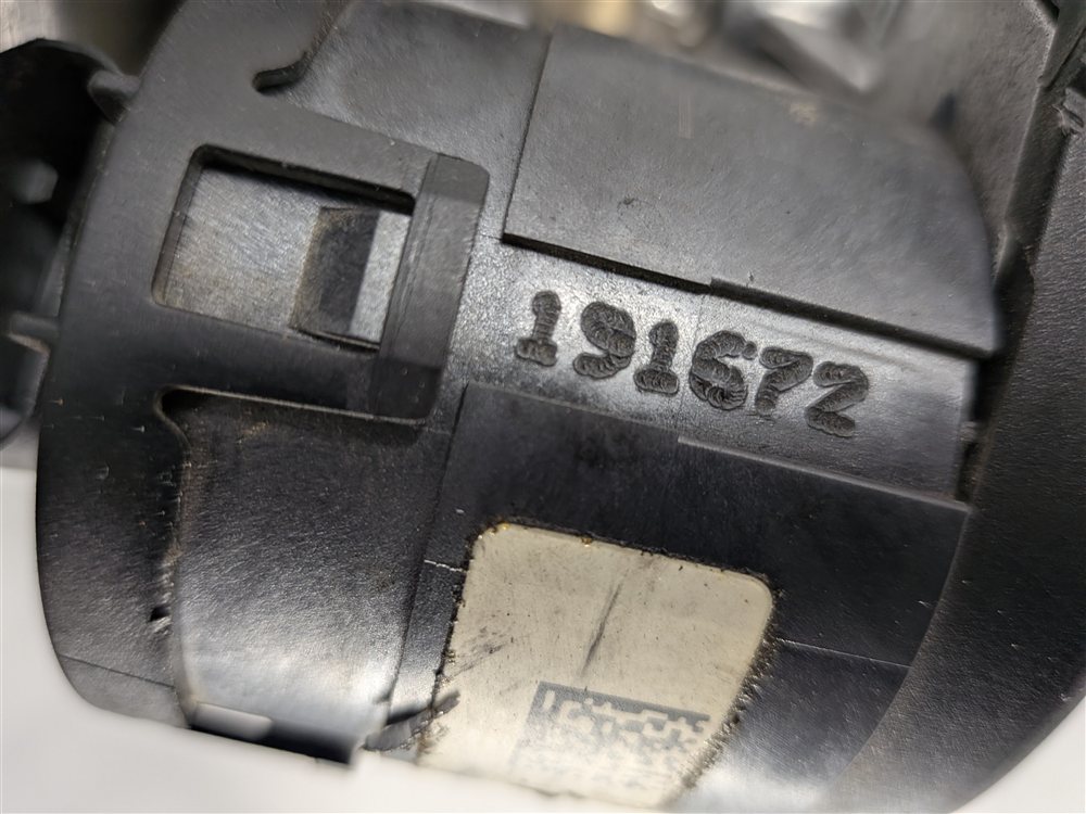 Thumbnail 10: 14-18 BMW 328i 535i 740I X3 X5 F30 F01 F10 F15 DIESEL ENGINE EGR VALVE ASSEMBLY
