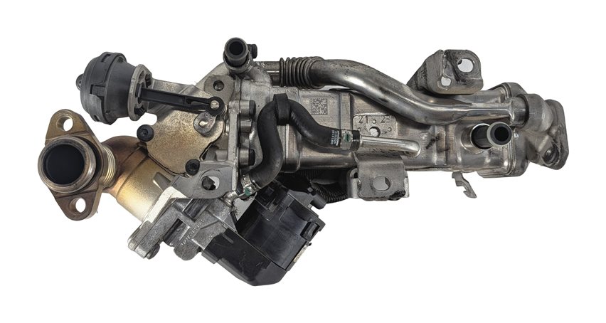 Thumbnail 3: 14-18 BMW 328i 535i 740I X3 X5 F30 F01 F10 F15 DIESEL ENGINE EGR VALVE ASSEMBLY