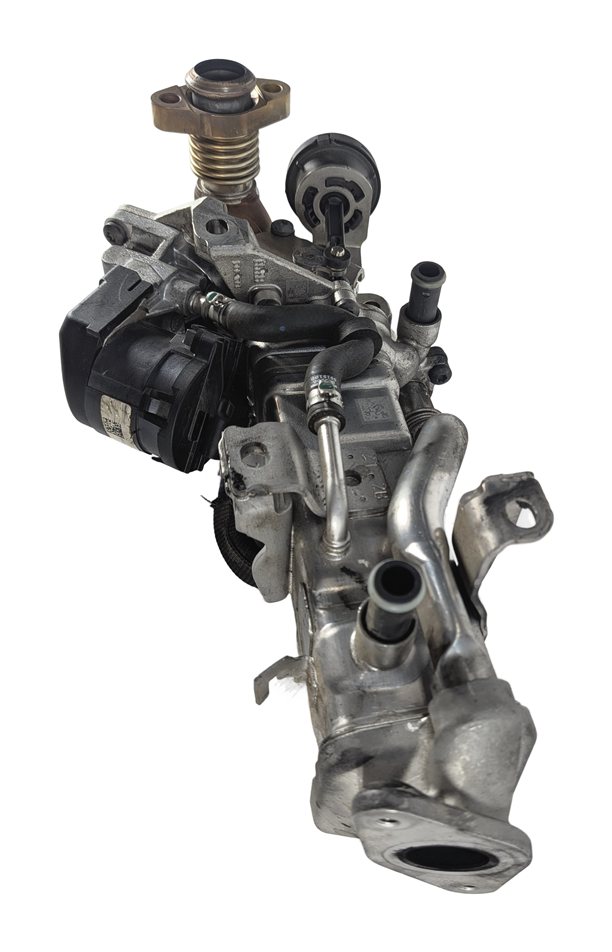Thumbnail 4: 14-18 BMW 328i 535i 740I X3 X5 F30 F01 F10 F15 DIESEL ENGINE EGR VALVE ASSEMBLY