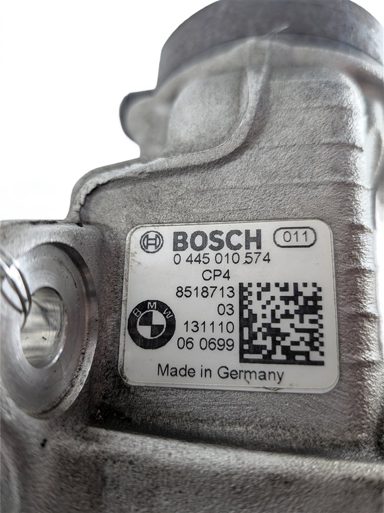 Thumbnail 8: 2014-2017 BMW 328i X3 (F25 F30) 2.0L N47T DIESEL ENGINE FUEL INJECTION PUMP