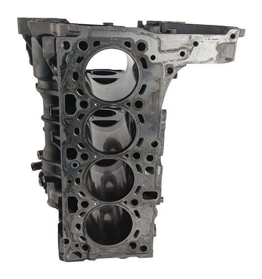 14-18 BMW 328i X3 (F25 F30) 2.0L MOTOR N47T DIESEL ENGINE BARE CYLINDER BLOCK