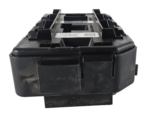 Thumbnail 6: 2014 BMW 328XID SEDAN (F30) 2.0L FRONT POWER DISTRIBUTION FUSE BOX RELAY CARRIER