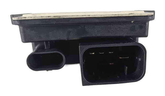 Thumbnail 7: 2014 BMW 328XID SEDAN (F30) 2.0L (N47) DIESEL ENGINE GLOW PLUG CONTROL MODULE
