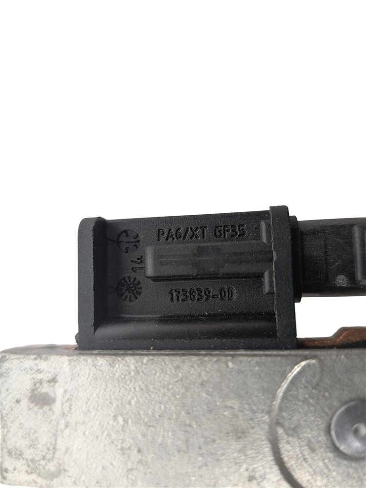 Thumbnail 7: 2014 BMW 328XID SEDAN (F30) 2.0L NEGATIVE GROUND BATTERY CABLE w/ IBS SENSOR