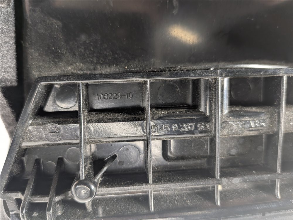 Thumbnail 9: 2014 BMW 328D (F30) FRONT LEFT DRIVER DASH STORAGE COMPARTMENT (Black)