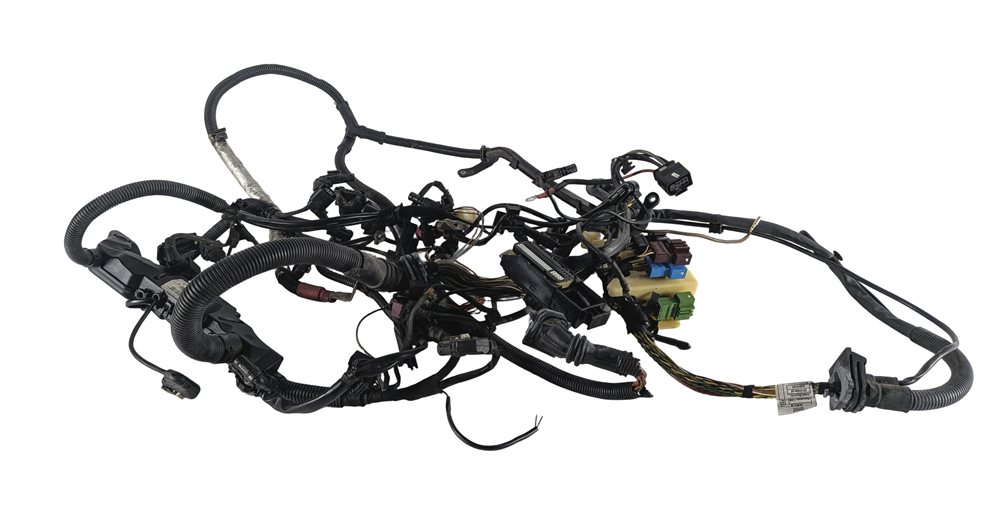Thumbnail 2: 2014 BMW 328D (F30) 2.0L (N47) ENGINE MOTOR WIRE WIRING HARNESS LOOM w/ FUSE BOX