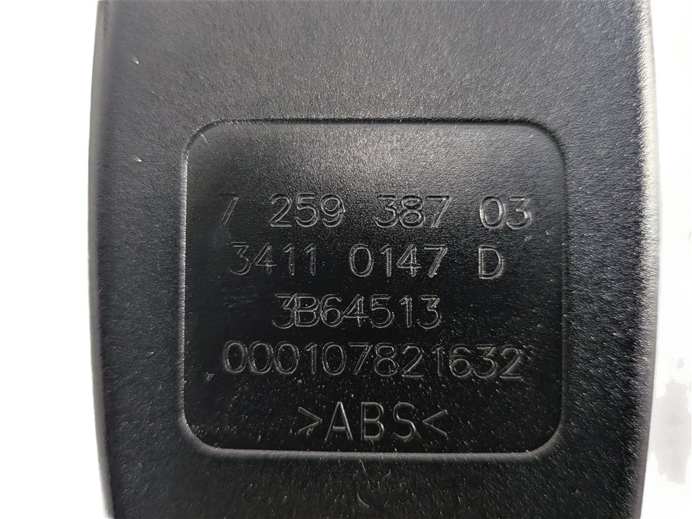 Thumbnail 9: 2012-2019 BMW 2 3 4 SERIES (F22 F30 F32) LEFT FRONT DRIVER SEATBELT RECEIVER