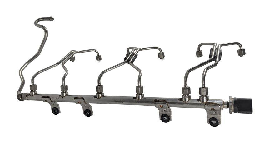 Thumbnail 7: 12-19 BMW 535i 640i F06 F10 3.0L N55 ENGINE FUEL RAIL w/ LINES PRESSURE SENSOR